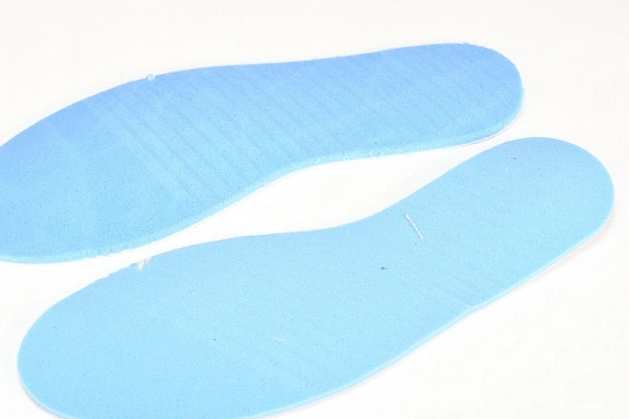 Retro Jordan  Low   705329-600  Chicago 1 (2016) 1103